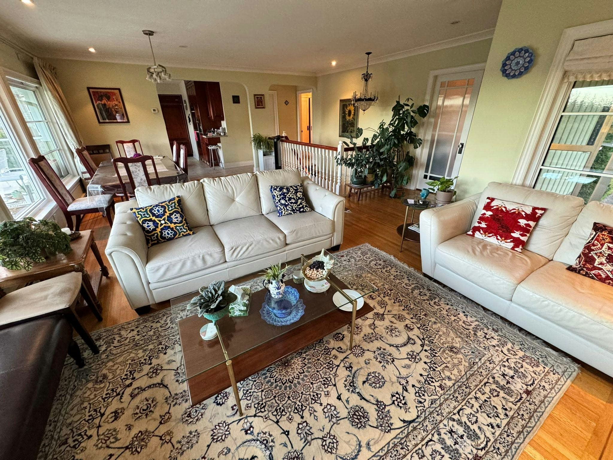 1086 Mathers Avenue, West Vancouver, BC, V7T 2G2