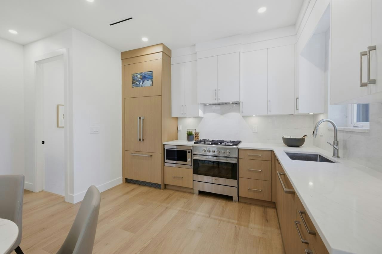 1-3018 E 19th Avenue, Vancouver, BC, V5M 2S9 - 9