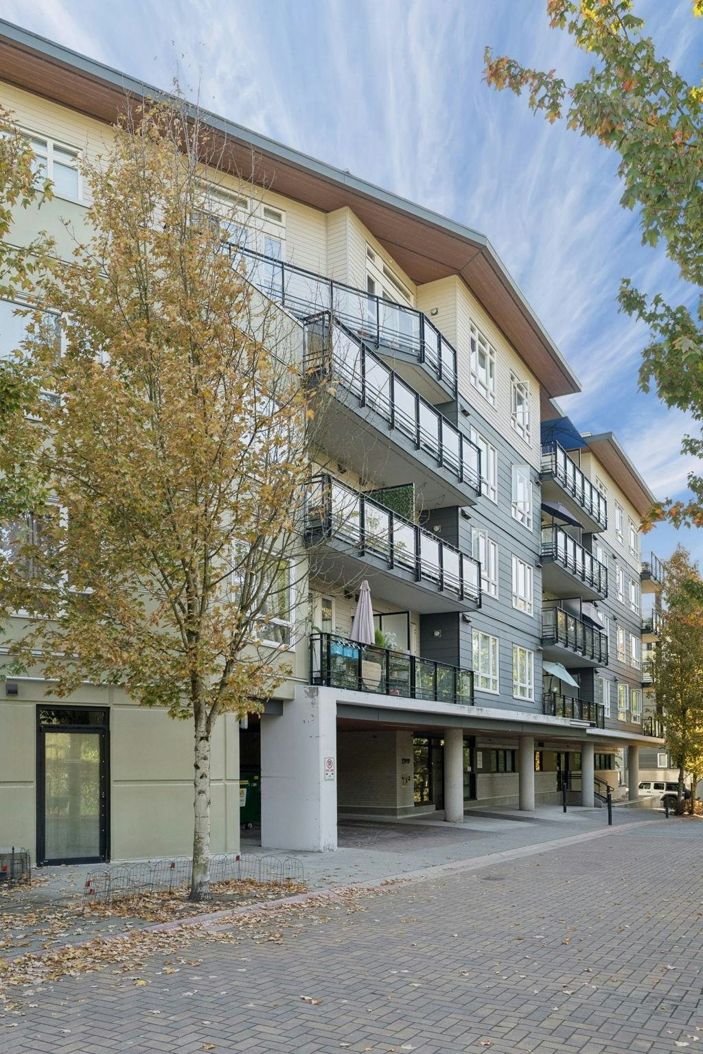 307-13919 Fraser Highway, Surrey, BC, V3T 4E6 - 16