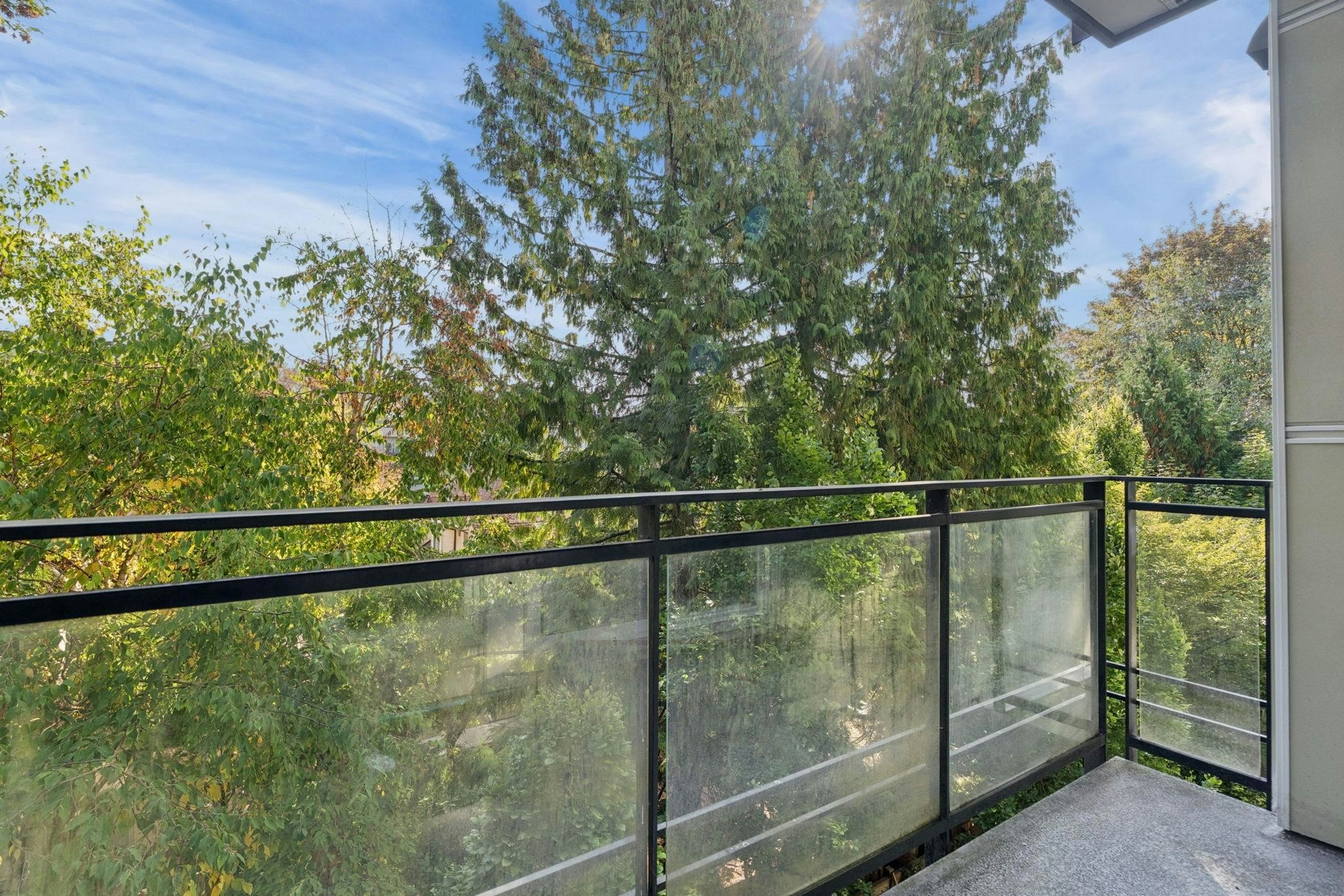 307-13919 Fraser Highway, Surrey, BC, V3T 4E6