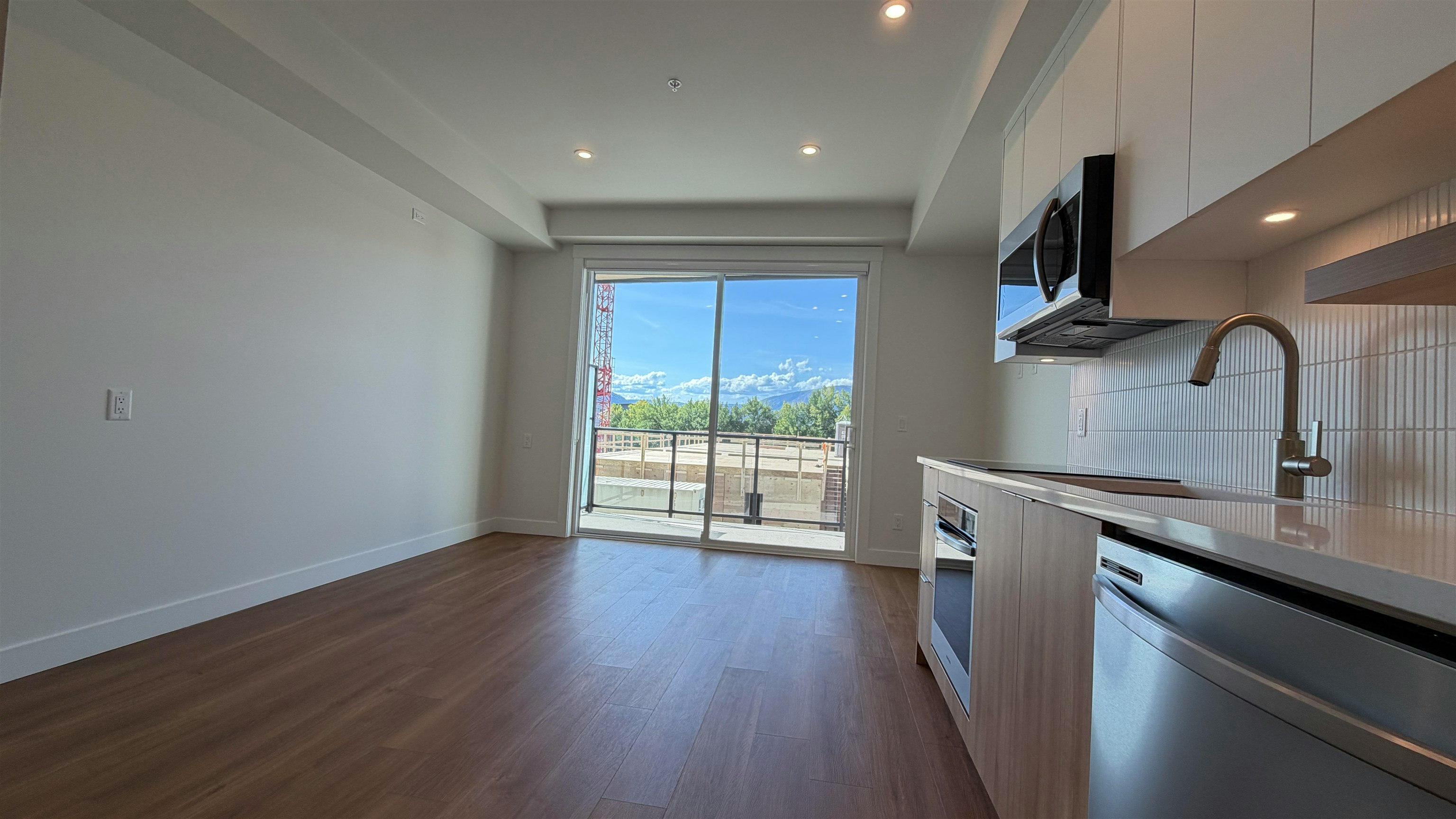 313-1280 Sutherland Avenue, Kelowna, BC, V1Y 0R5 - 2