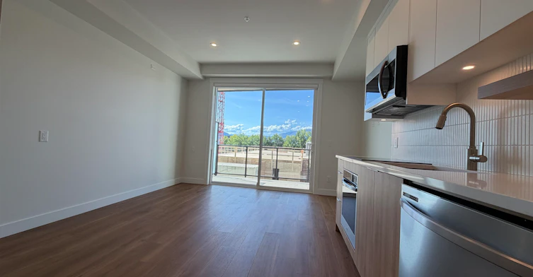 313-1280 Sutherland Avenue, Kelowna, BC, V1Y 0R5 - 2
