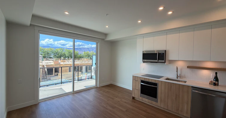 313-1280 Sutherland Avenue, Kelowna, BC, V1Y 0R5 - 3