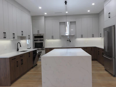 7080 192a Street - 3