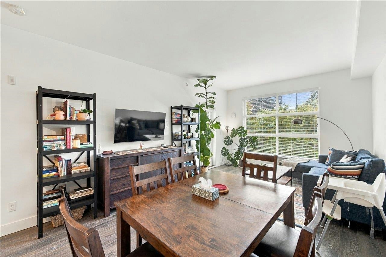 313-14550 Winter Crescent, Surrey, BC, V4P 0G4 - 9