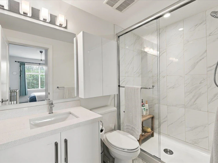 313-14550 Winter Crescent, Surrey, BC, V4P 0G4 - 18