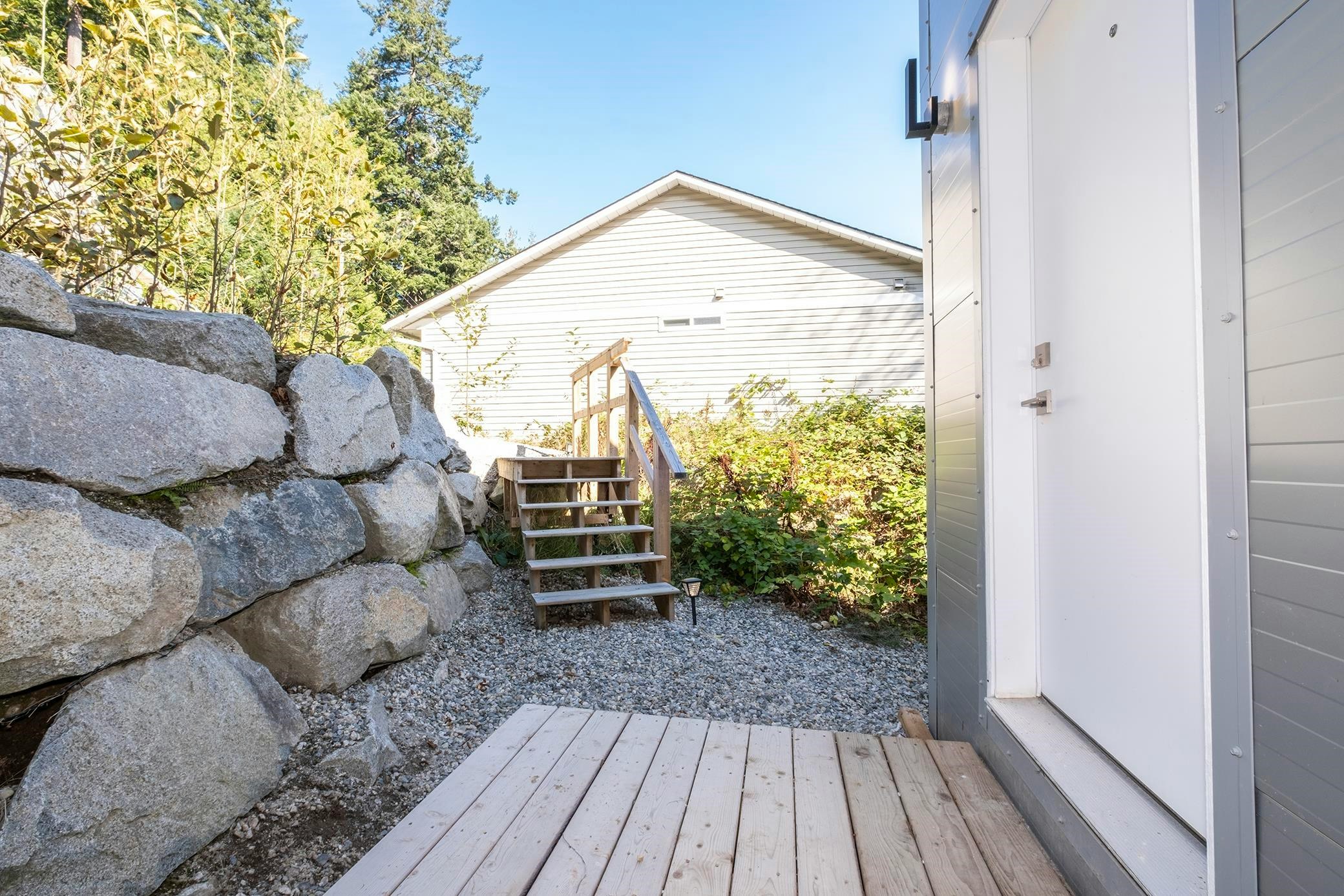 5977 Shoal Way, Sechelt, BC, V7Z 0R1 - 26