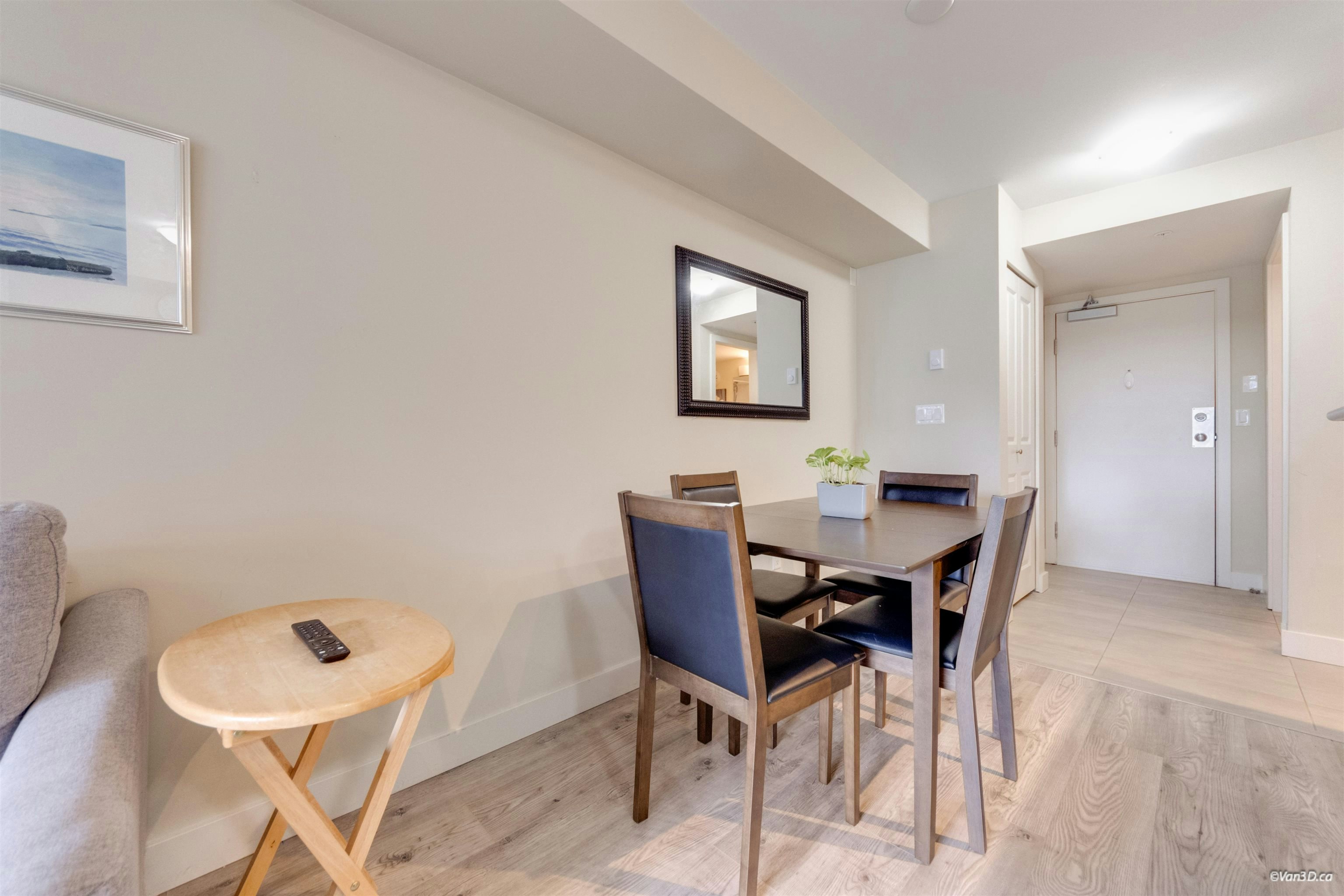 329-10838 City Parkway - 5