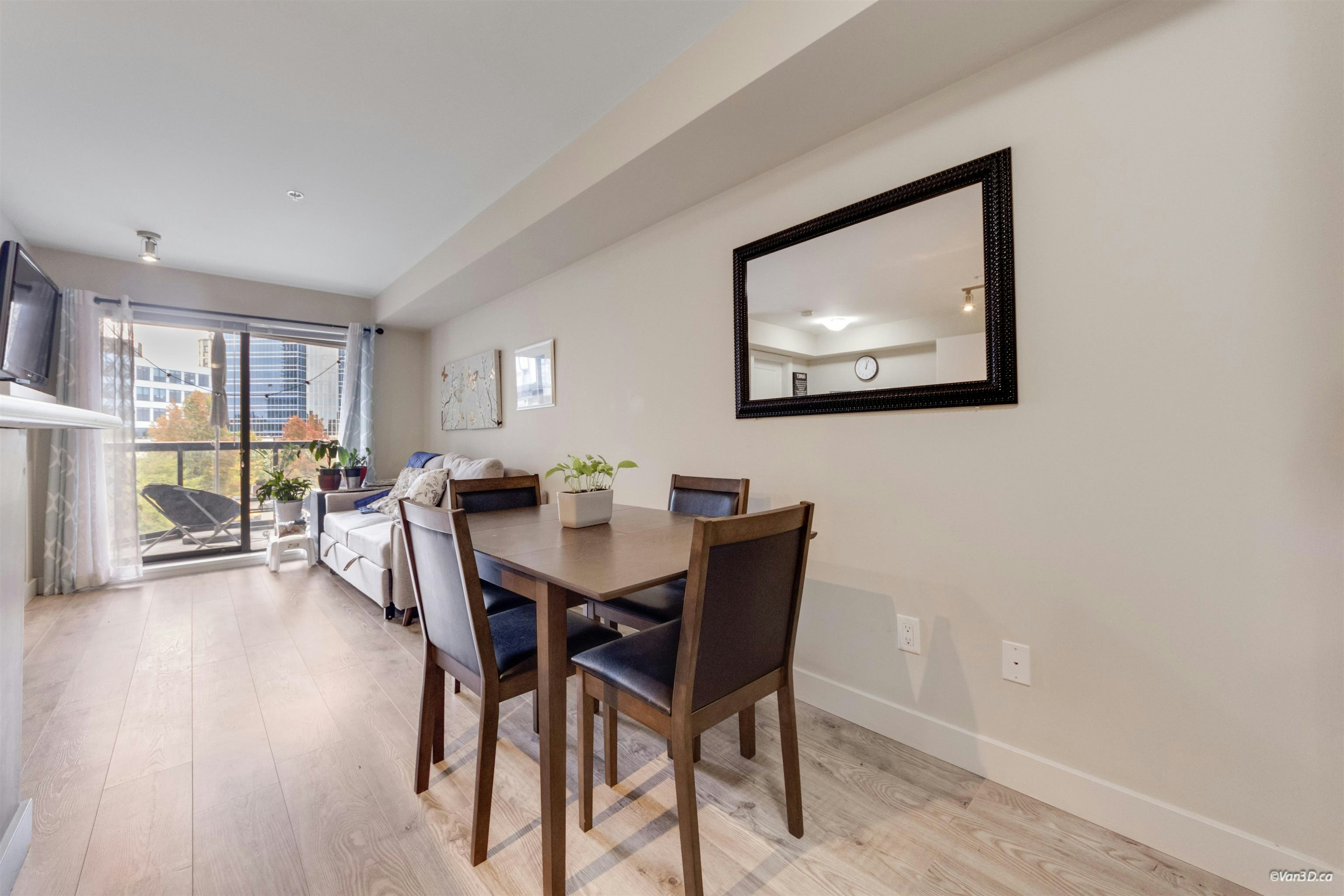 329-10838 City Parkway - 4