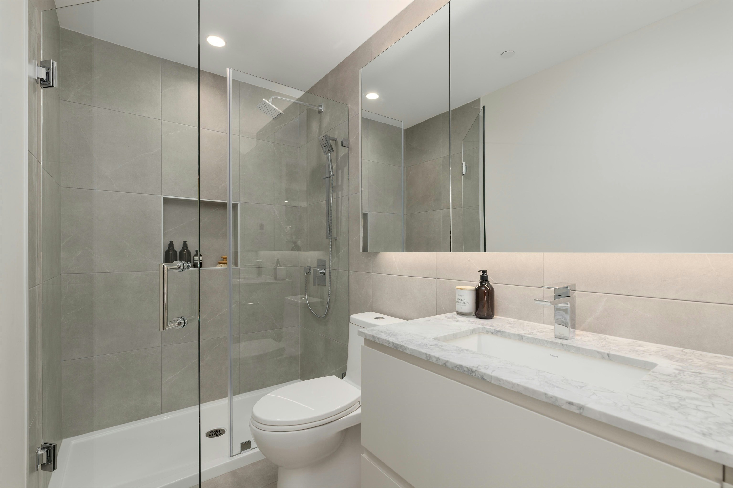 2108-1175 Pinetree Way, Coquitlam, BC - 4