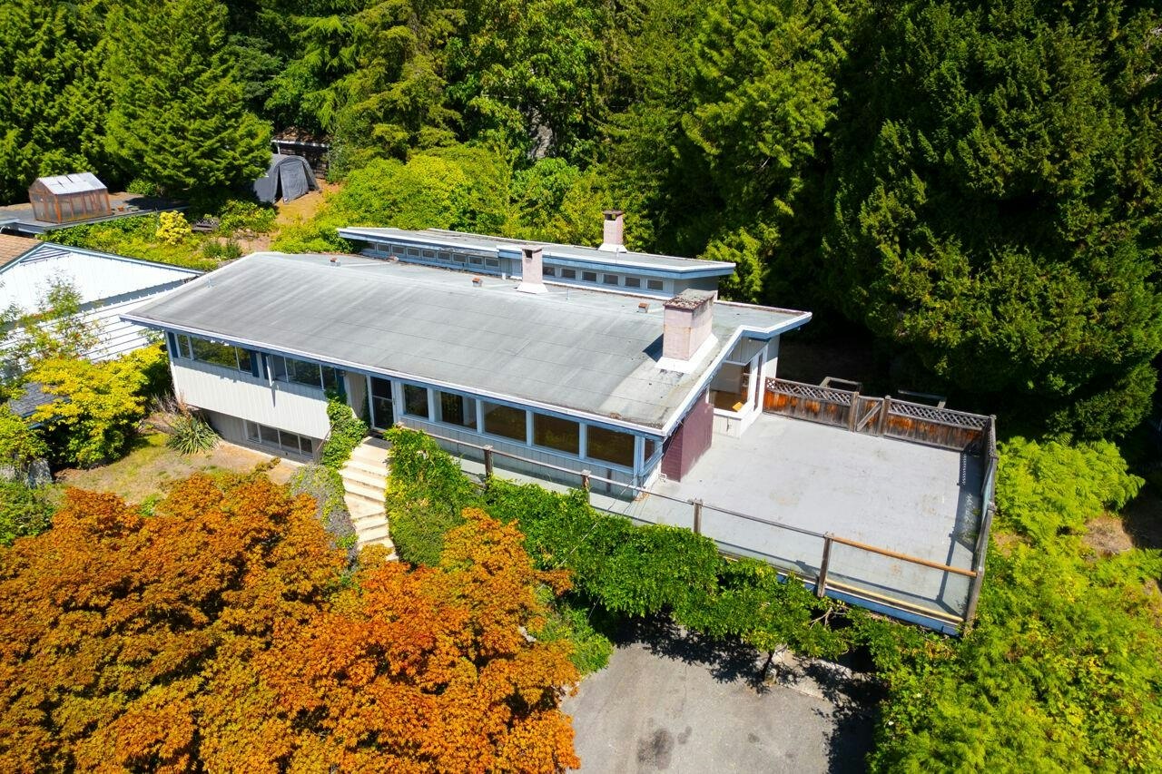 1241 Nepal Crescent, West Vancouver, BC, V7T 2H4