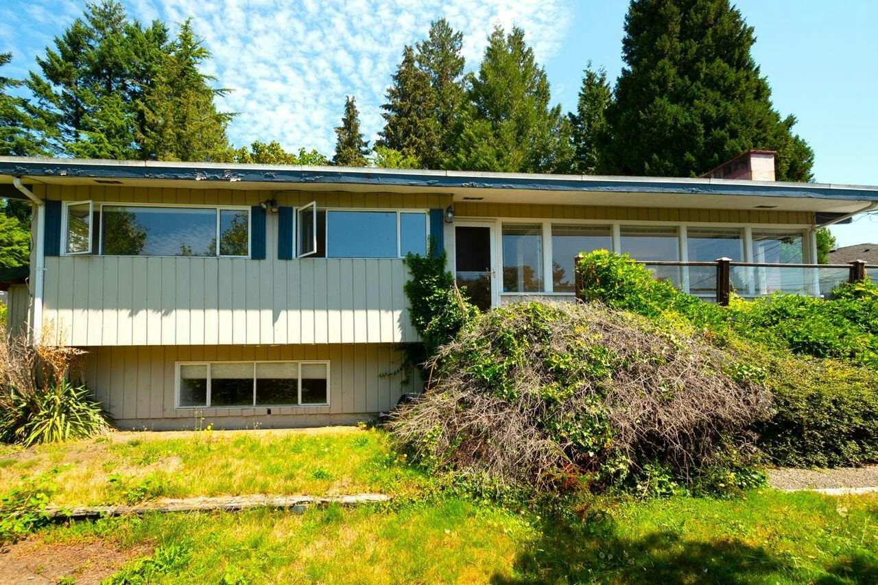 1241 Nepal Crescent - 3
