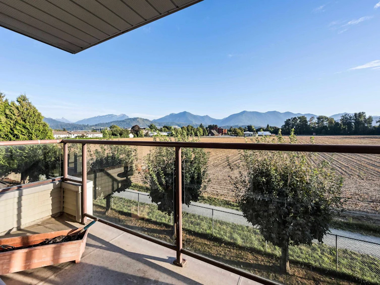 304-45520 Knight Road, Chilliwack, BC, V2R 3Z2 - 24