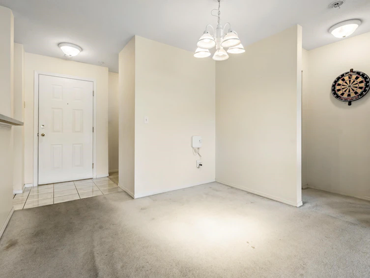 304-45520 Knight Road, Chilliwack, BC, V2R 3Z2 - 7