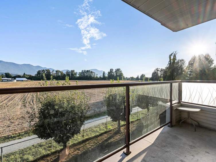 304-45520 Knight Road, Chilliwack, BC, V2R 3Z2 - 25