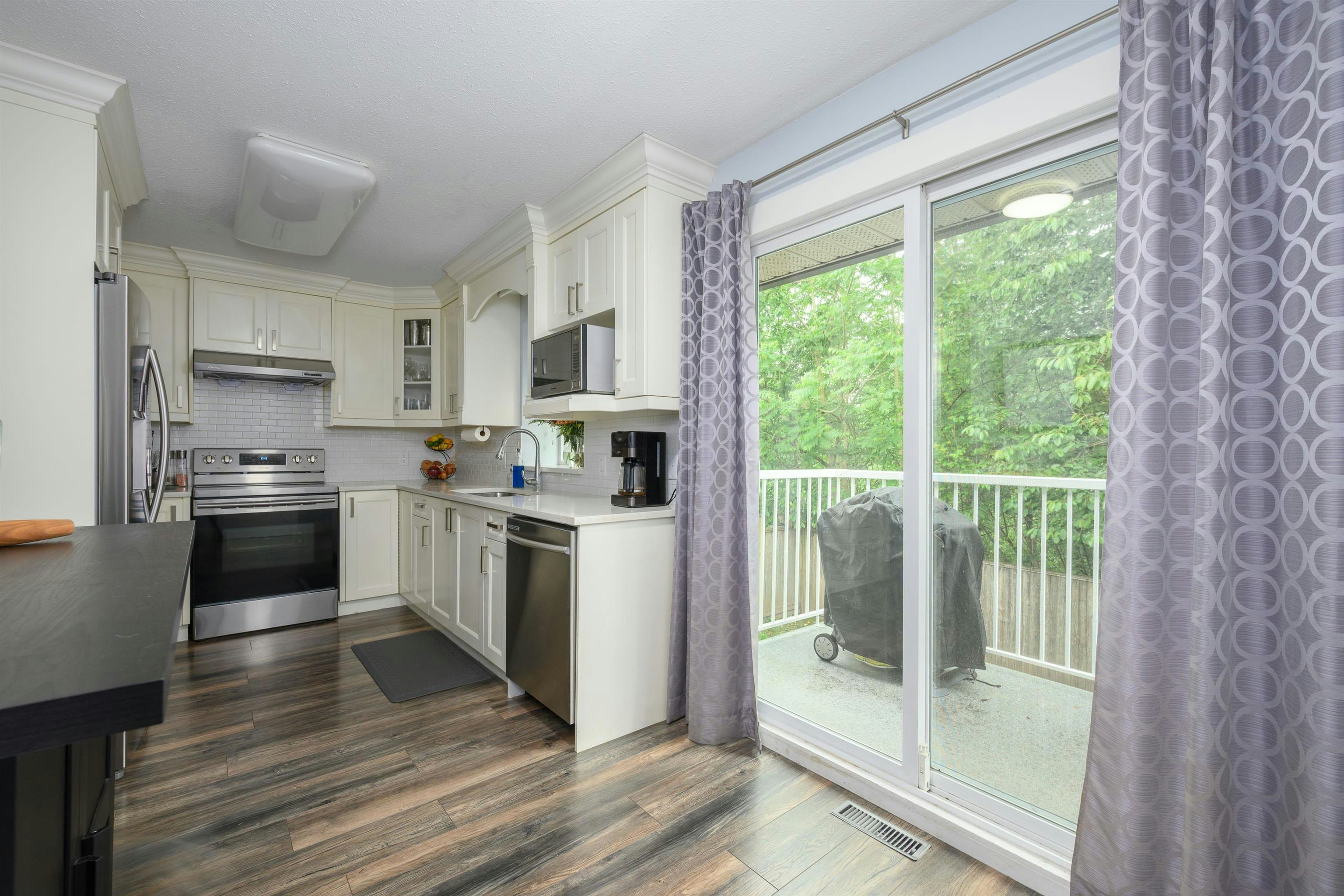 7855 Cedar Street, Mission, BC, V2V 3M8 - 11