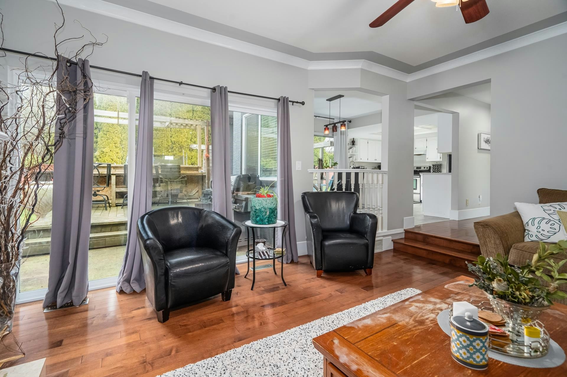 2237 Mountain Drive, Abbotsford, BC, V3G 1E3 - 2