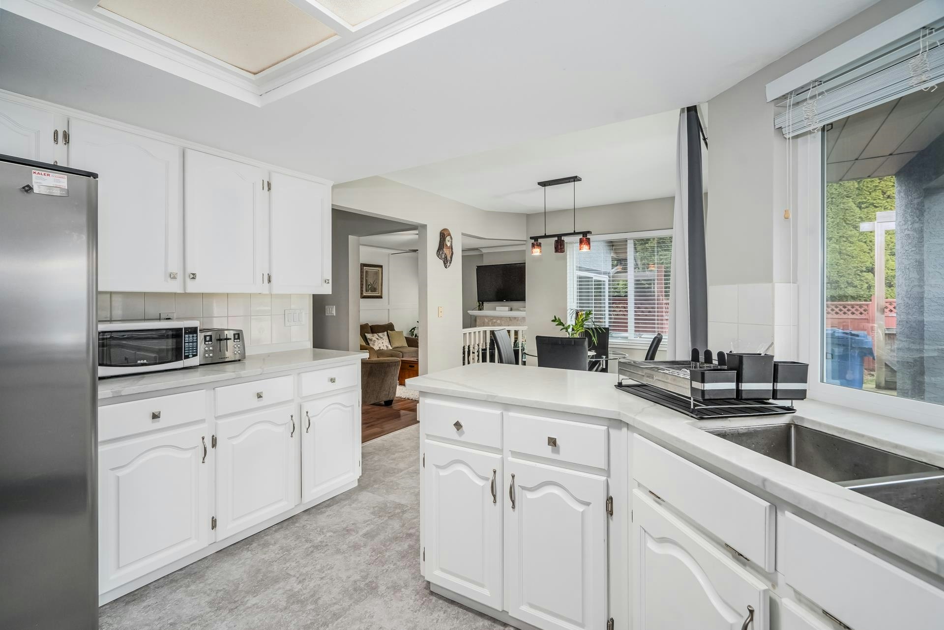 2237 Mountain Drive, Abbotsford, BC, V3G 1E3 - 14