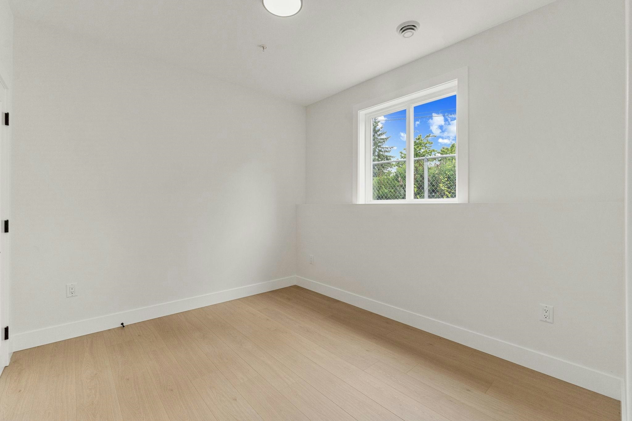 33664 Dewdney Trunk Road, Mission, BC, V2V 6Y4 - 12
