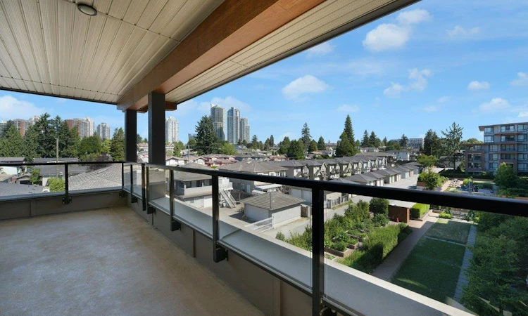 421-7588 16th Street