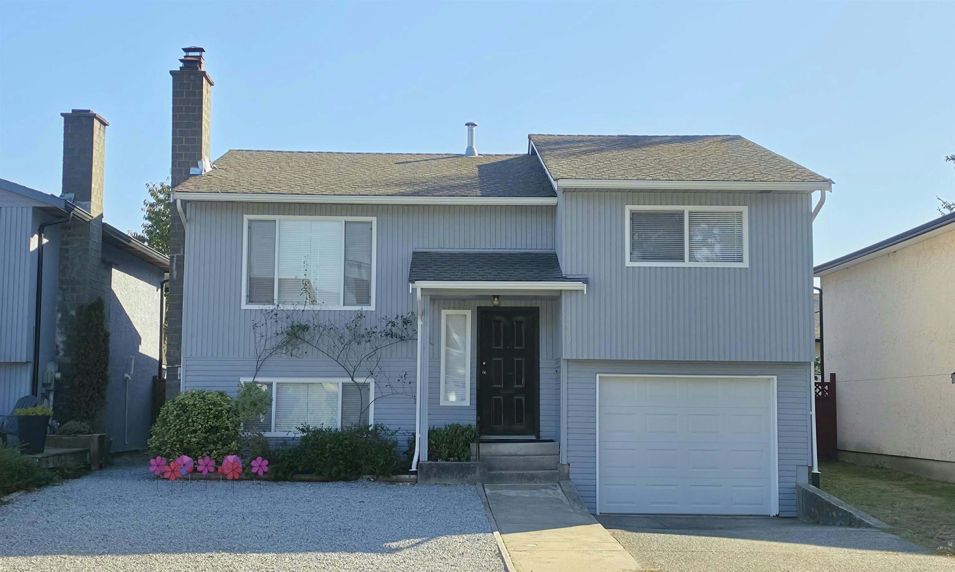 3220 Harwood Avenue, Coquitlam, BC, V3E 1T8