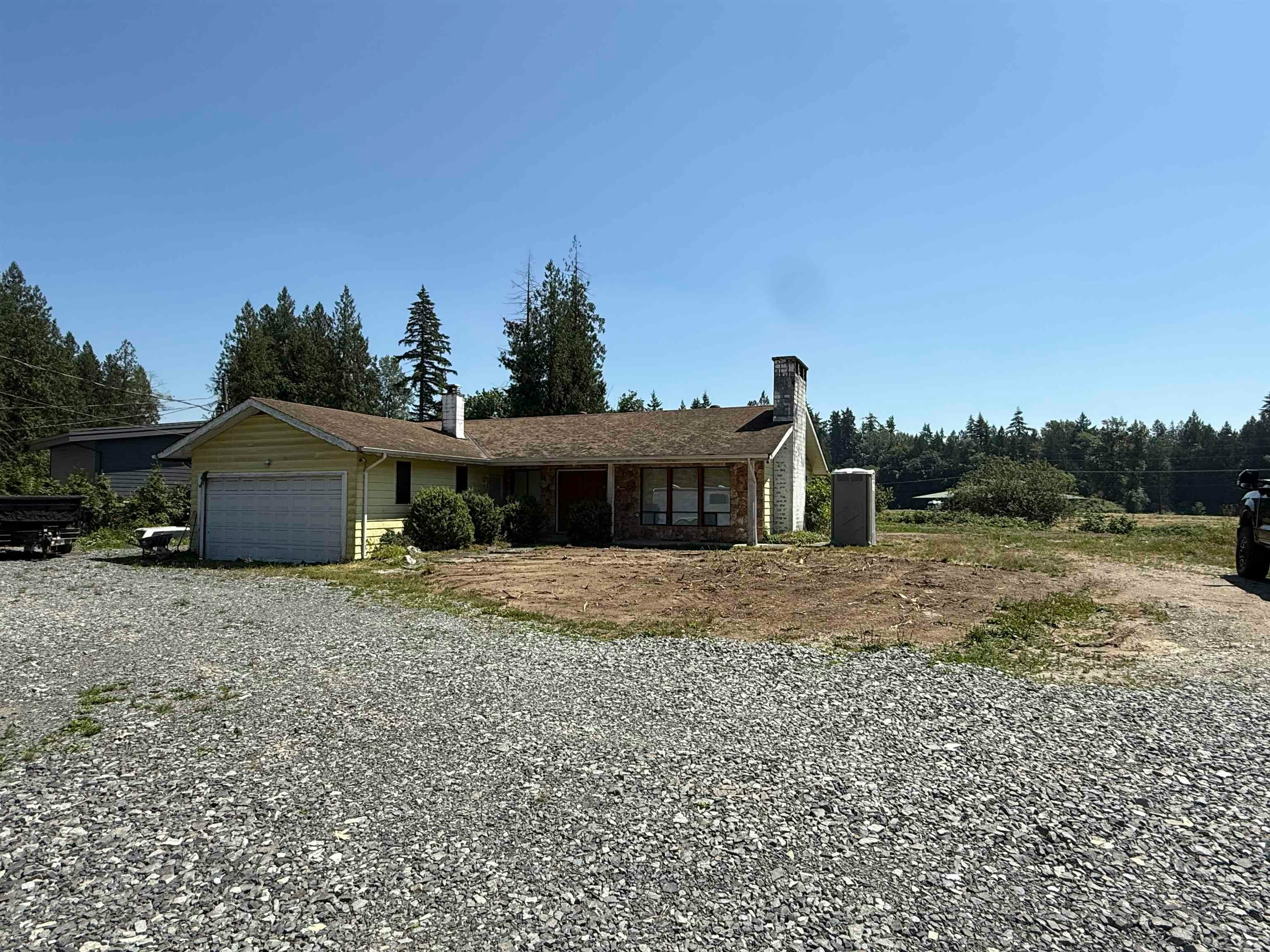 22134 96 Avenue, Langley, BC, V1M 3T8 - 3