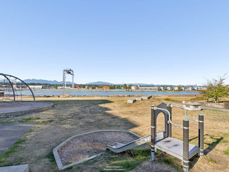 24-10133 River Drive, Richmond, BC, V6X 0K8 - 34