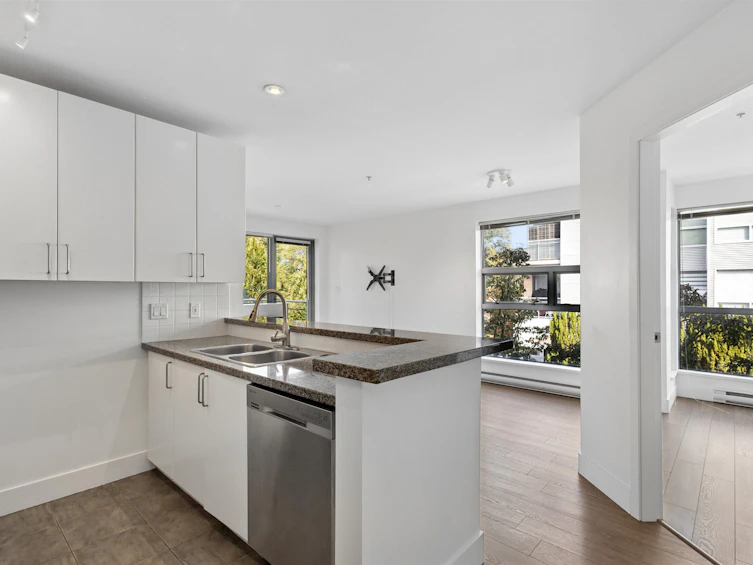 307-2680 Arbutus Street, Vancouver, BC, V6J 5L8 - 21
