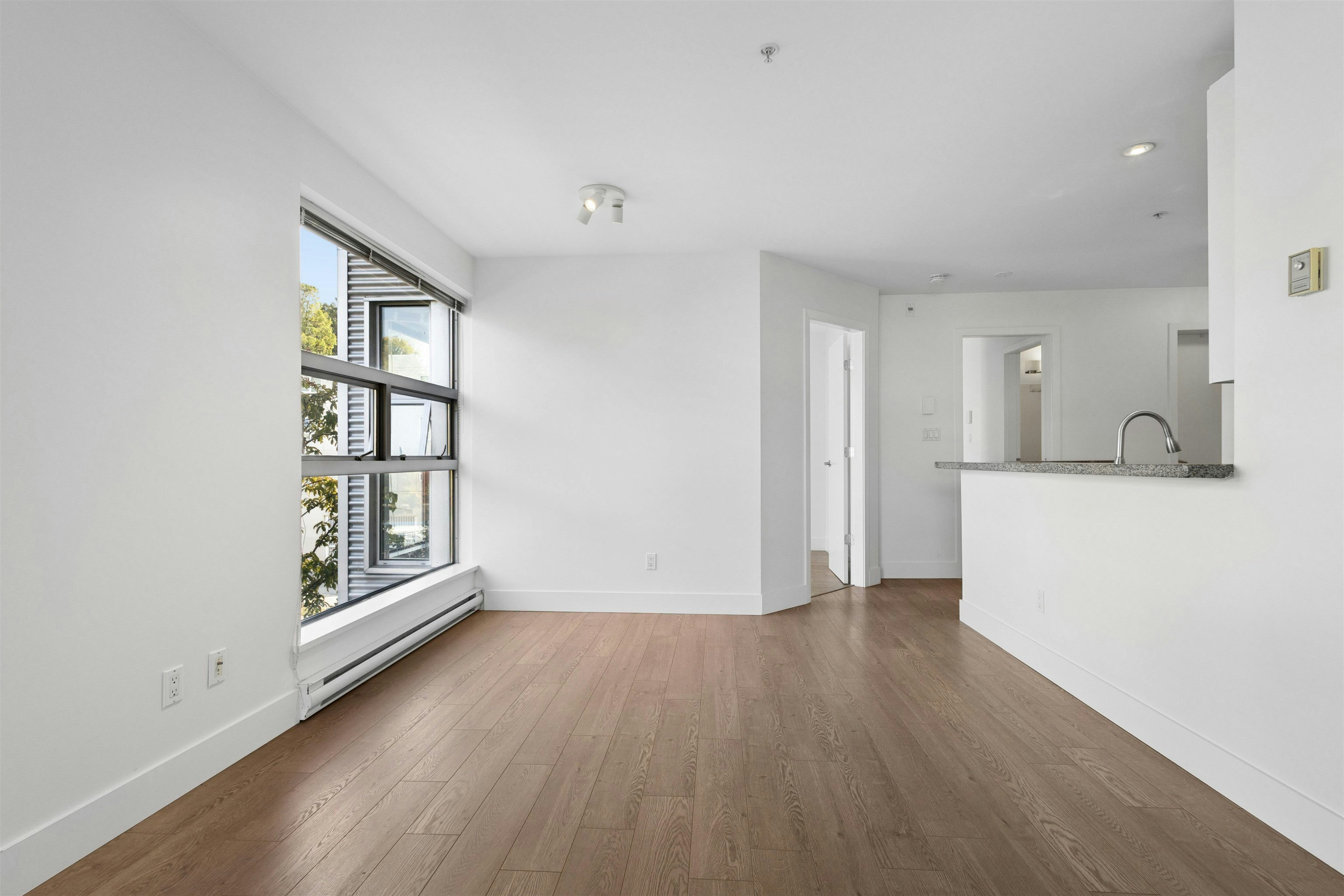 307-2680 Arbutus Street, Vancouver, BC, V6J 5L8 - 16