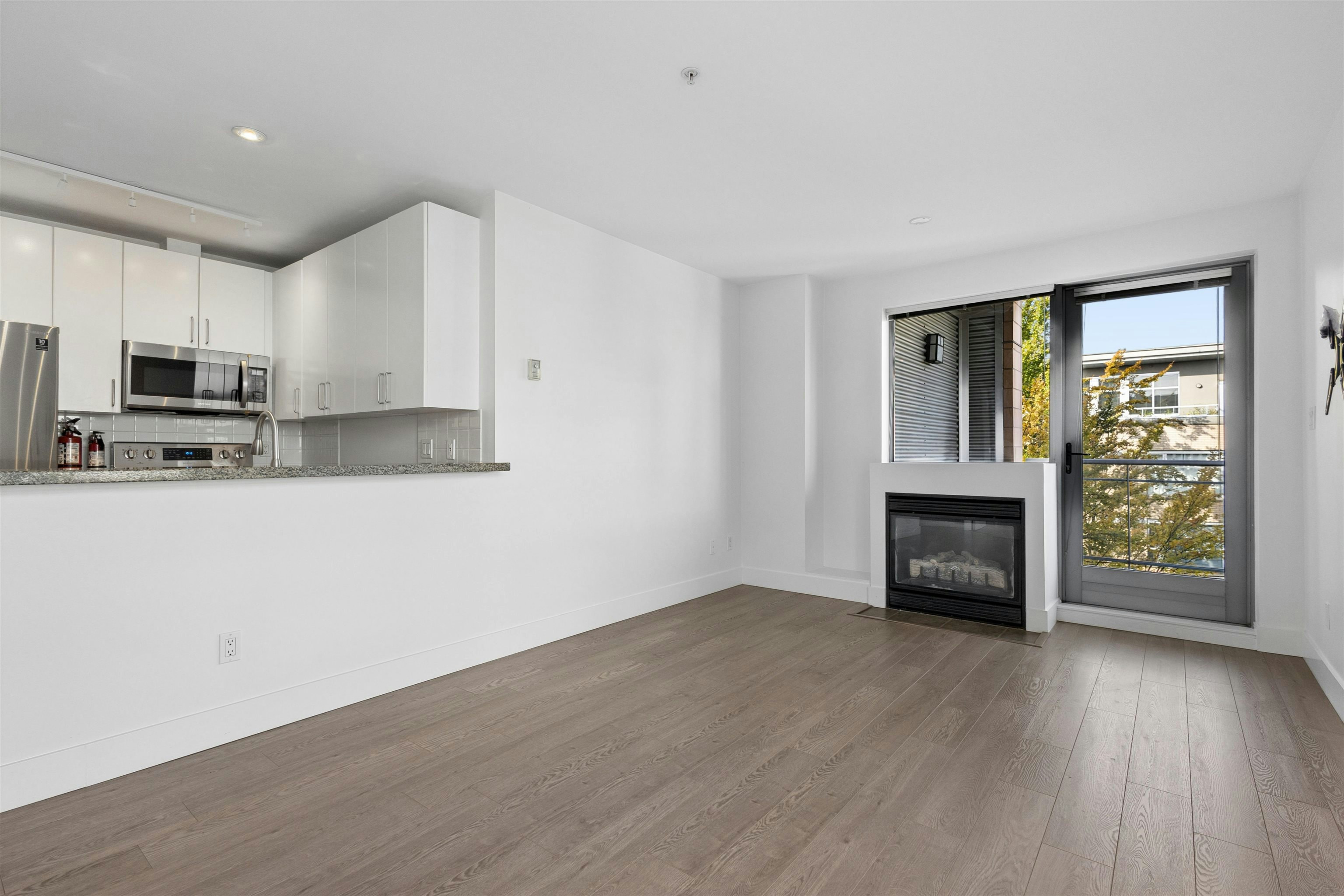 307-2680 Arbutus Street, Vancouver, BC, V6J 5L8 - 12