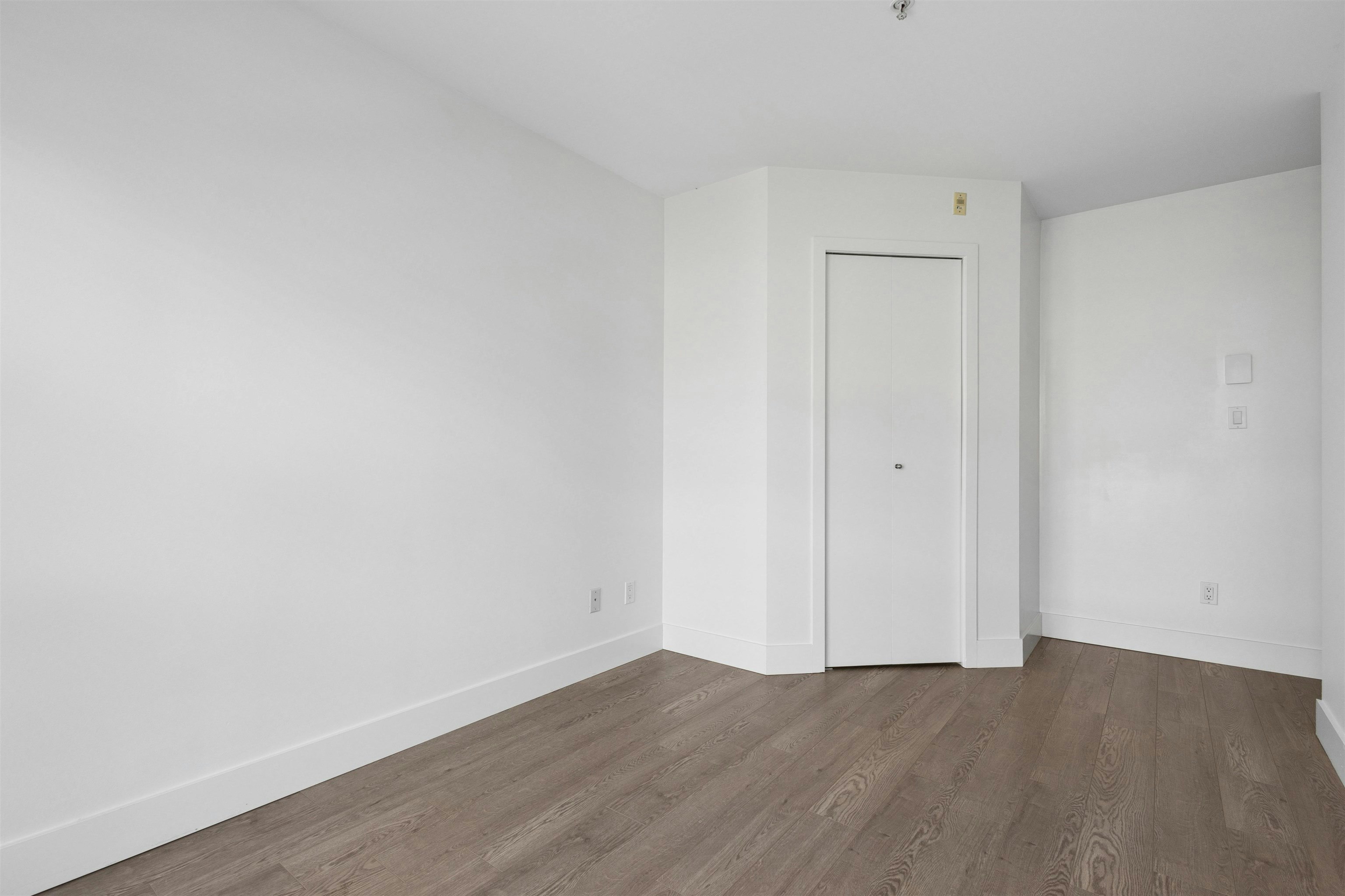 307-2680 Arbutus Street, Vancouver, BC, V6J 5L8 - 26