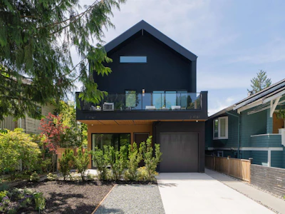 1-4161 Windsor Street - 2
