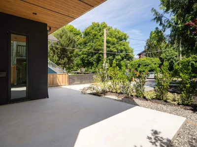 1-4161 Windsor Street - 5