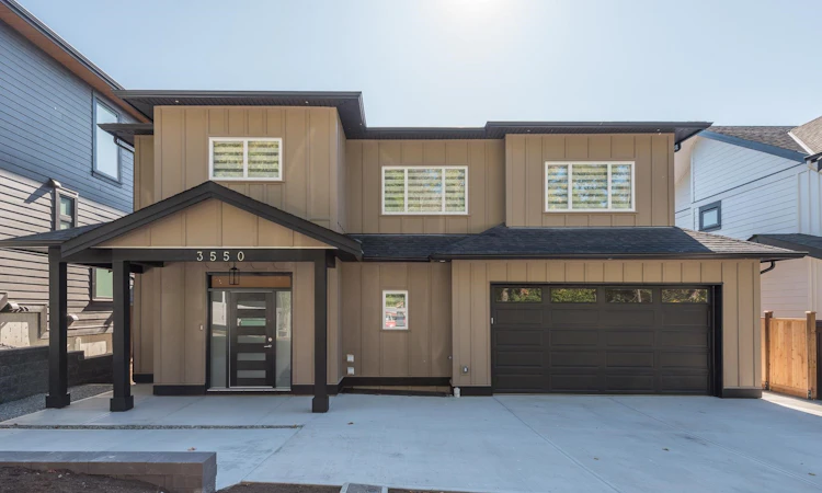 3550 Monson Crescent