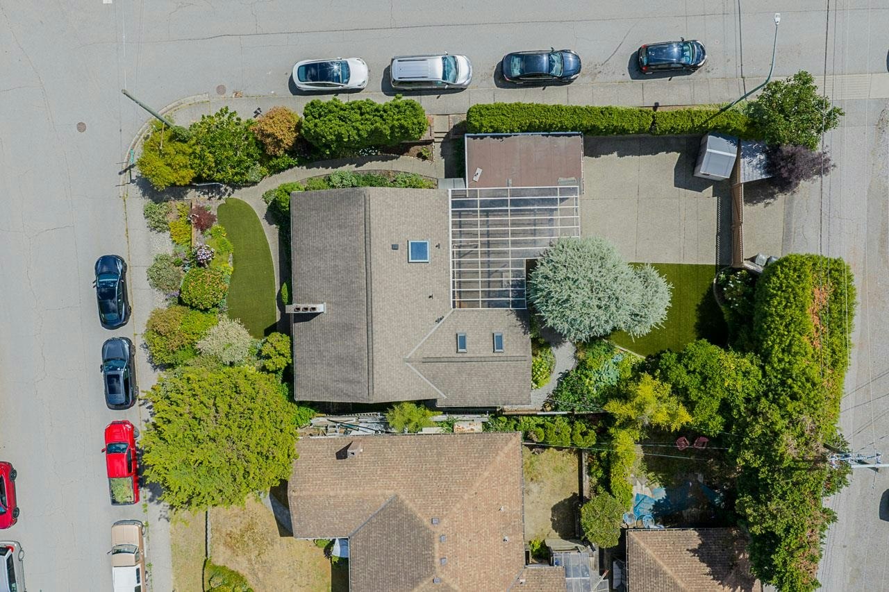 3896 Elmwood Street, Burnaby, BC, V5G 1S1 - 2