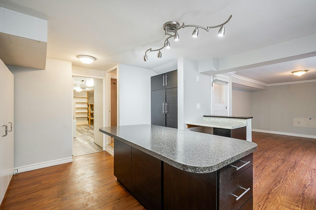 3896 Elmwood Street, Burnaby, BC, V5G 1S1 - 21