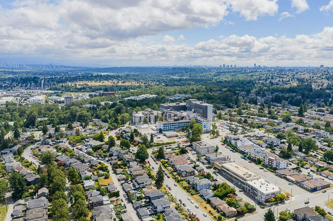 3896 Elmwood Street, Burnaby, BC, V5G 1S1 - 33