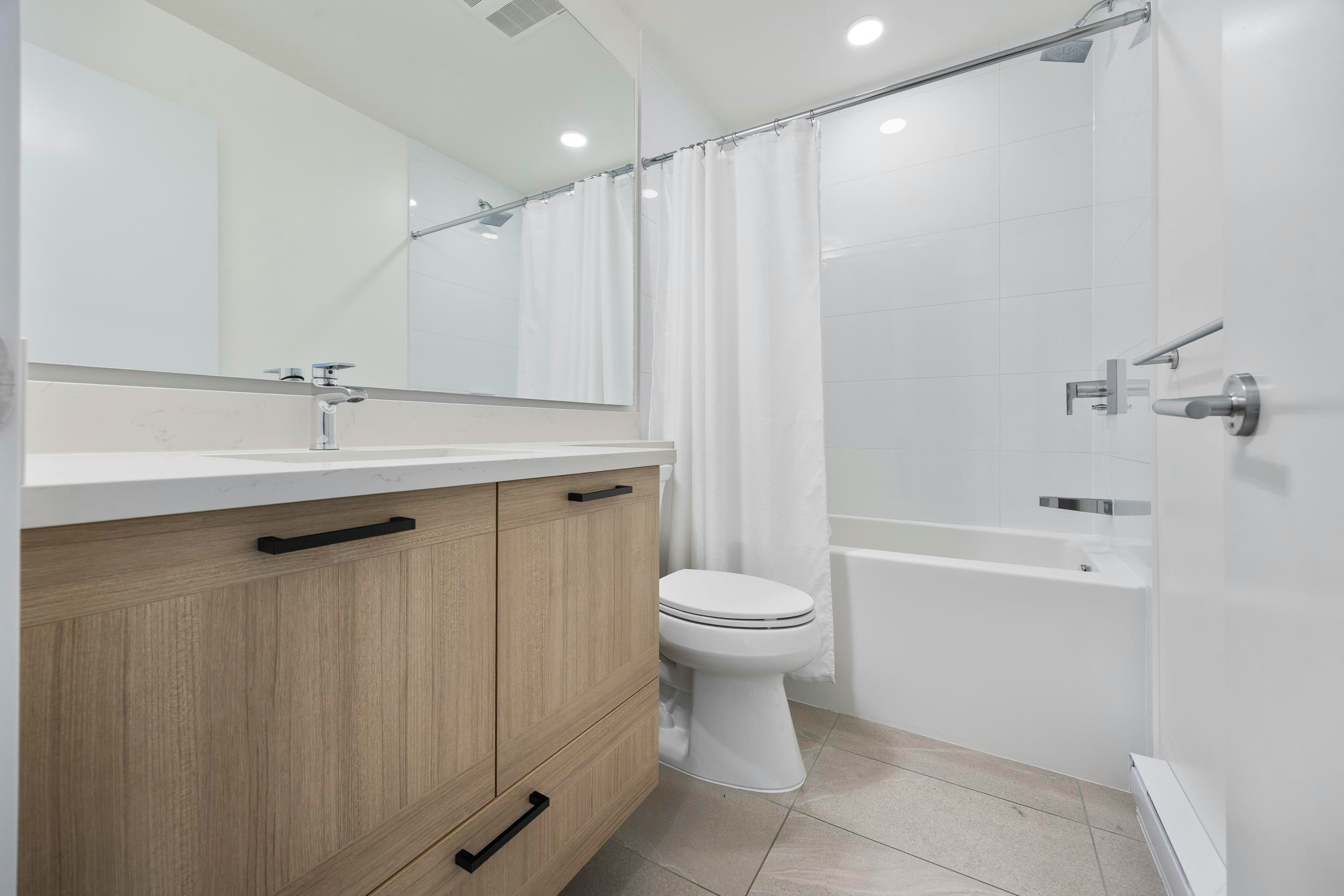 601-7133 14th Avenue, Burnaby, BC, V3N 0H5 - 24