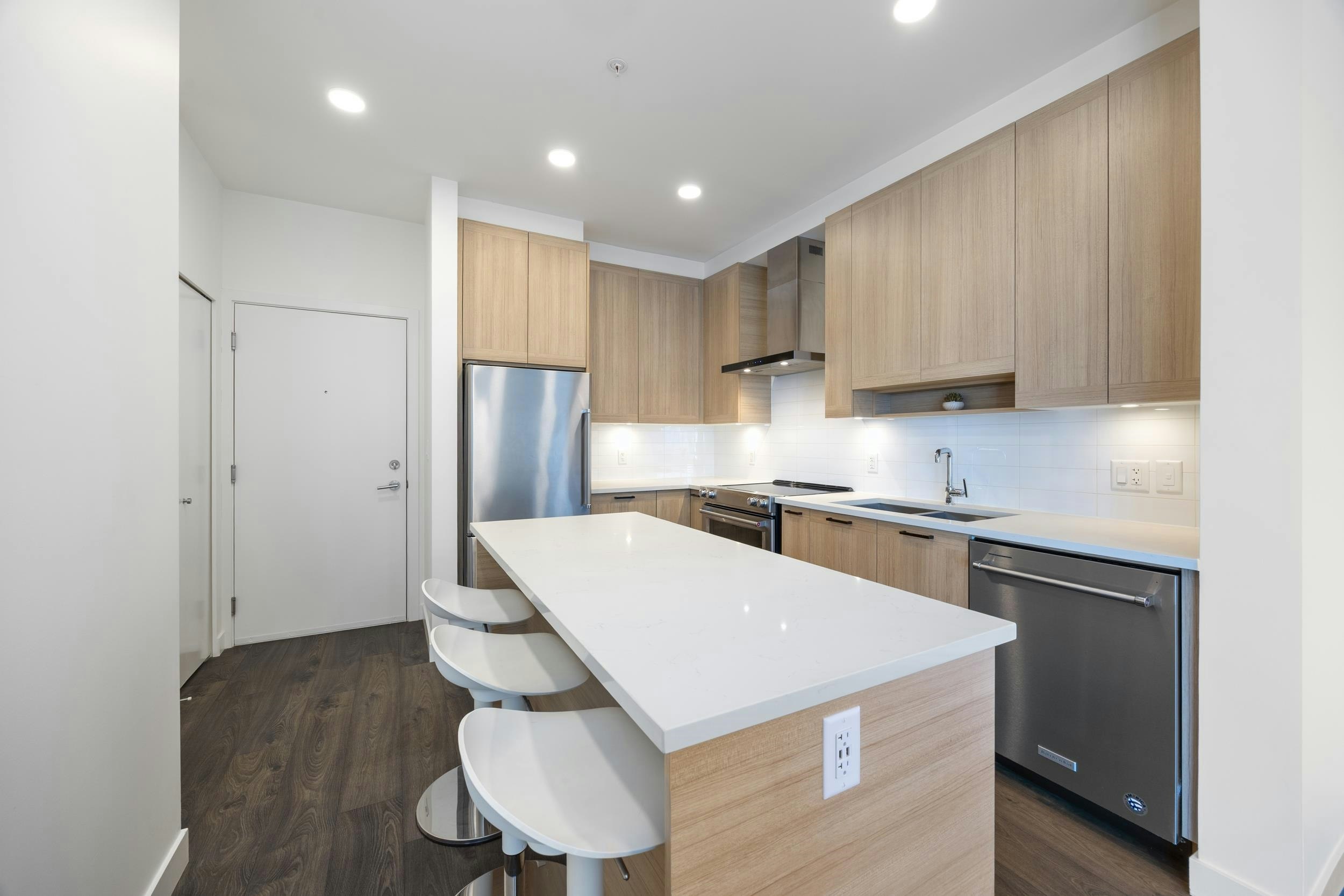 601-7133 14th Avenue, Burnaby, BC, V3N 0H5 - 8
