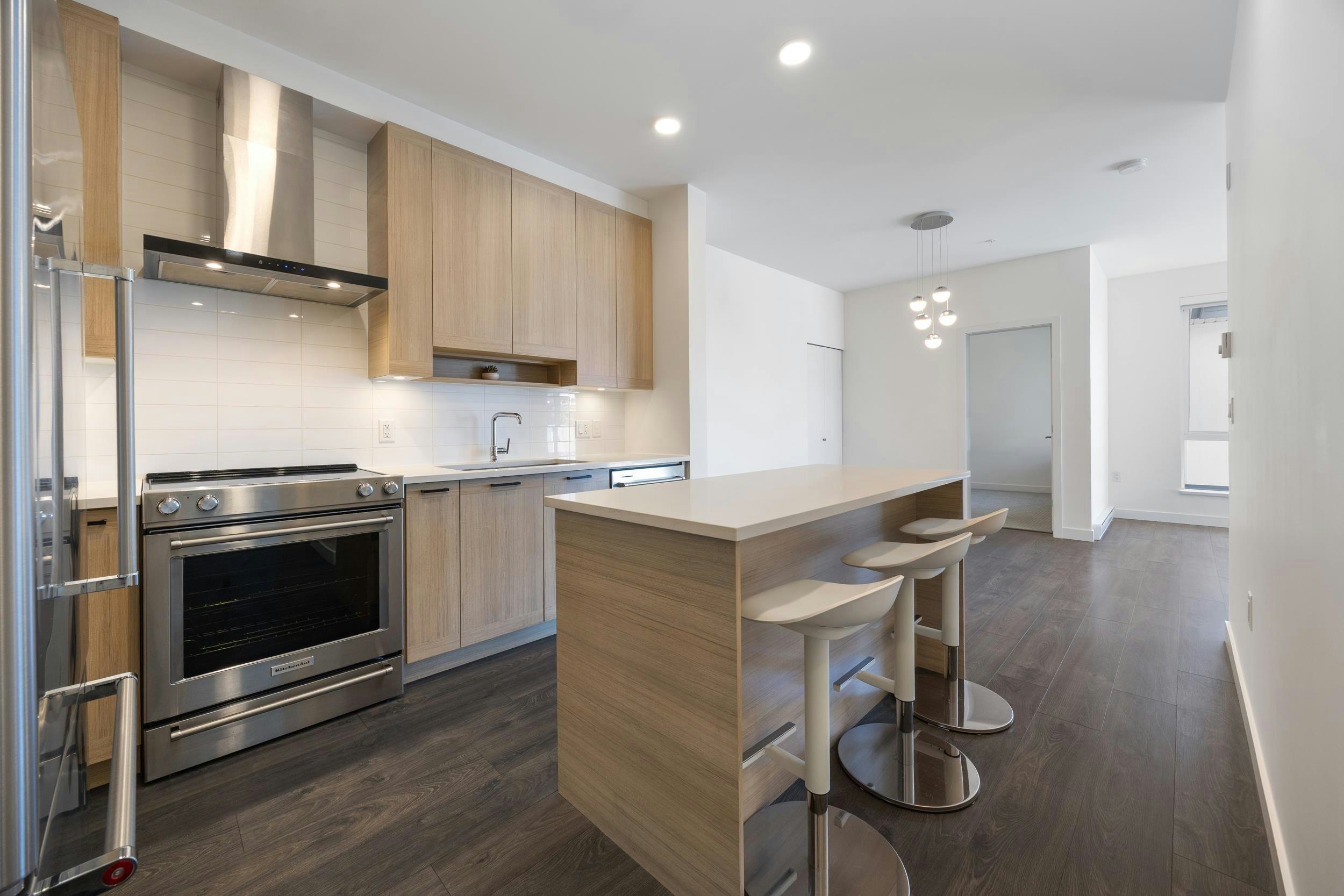 601-7133 14th Avenue - 5