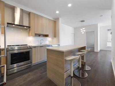 601-7133 14th Avenue - 5