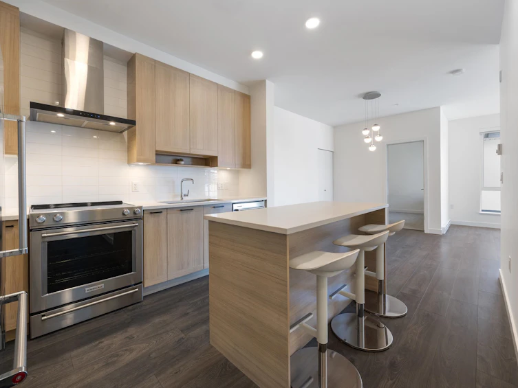 601-7133 14th Avenue, Burnaby, BC, V3N 0H5 - 5