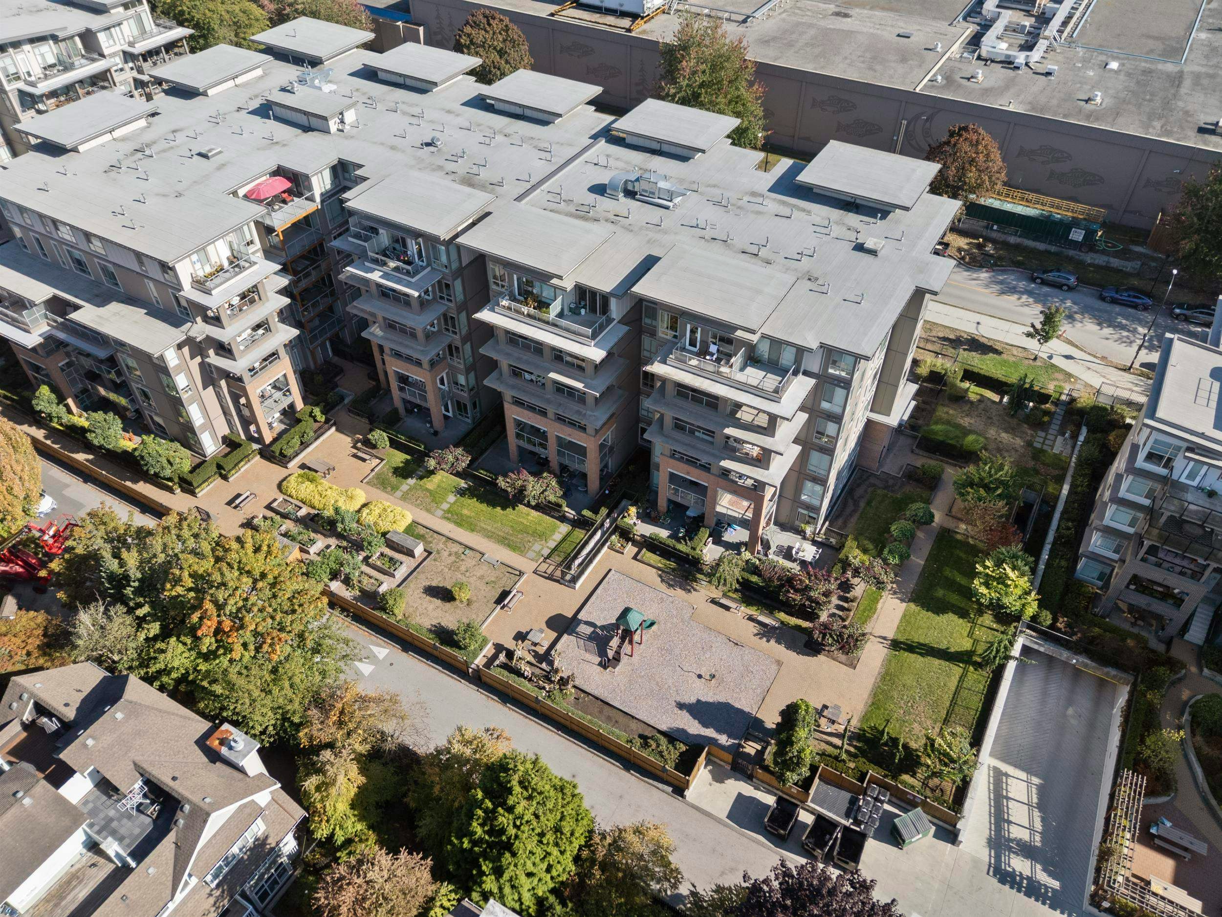 601-7133 14th Avenue, Burnaby, BC, V3N 0H5 - 37