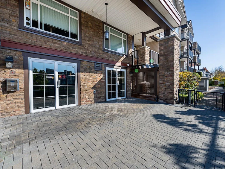 407-19939 55a Avenue, Langley, BC, V3A 3X4 - 3