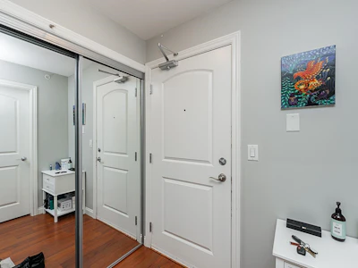 407-19939 55a Avenue - 5