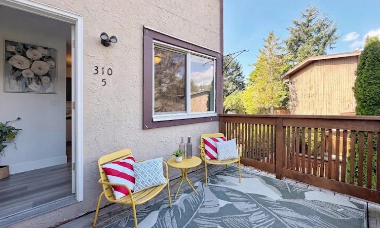 5-310 Highland Way