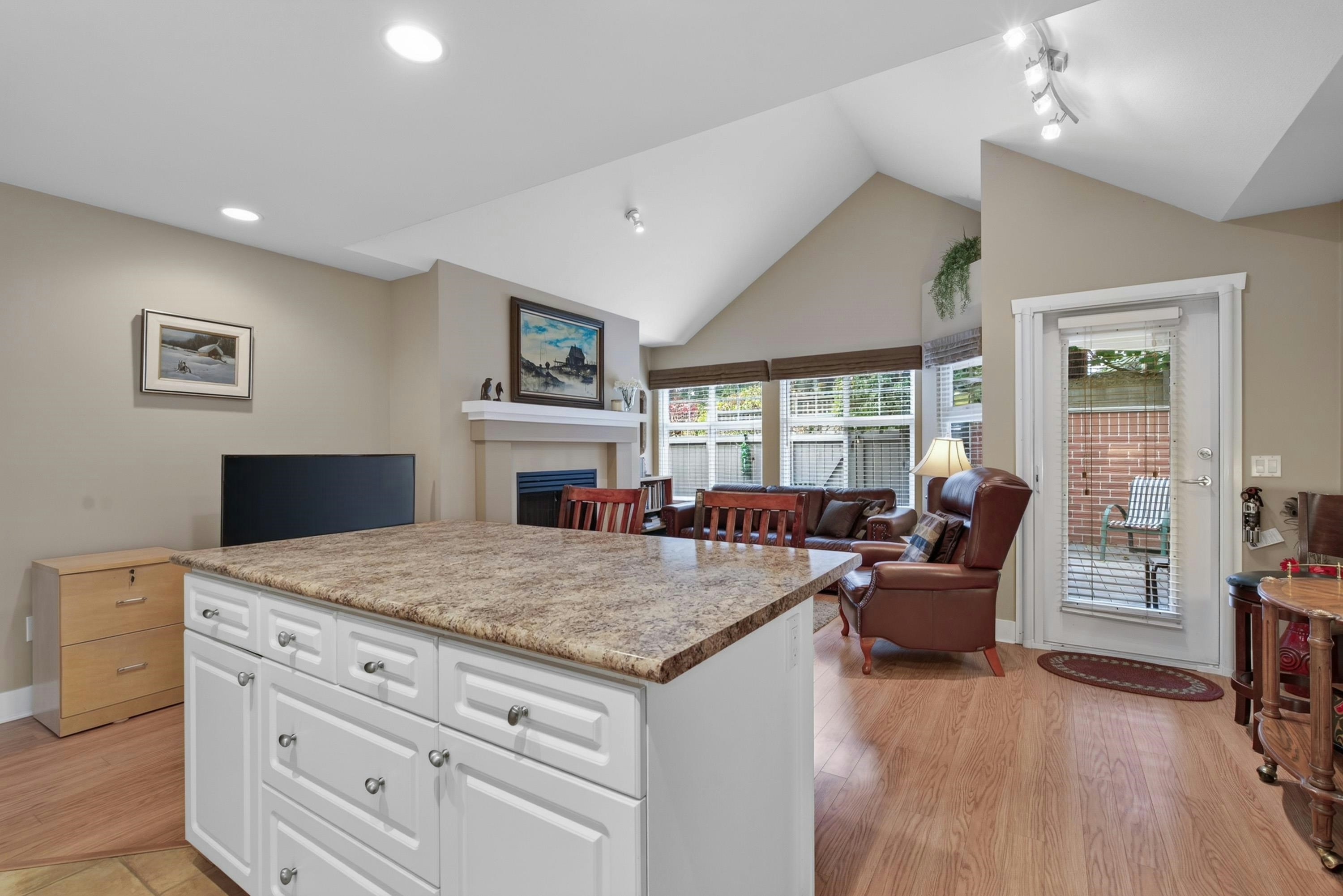 96-15500 Rosemary Heights Crescent, Surrey, BC, V3Z 0K1 - 17