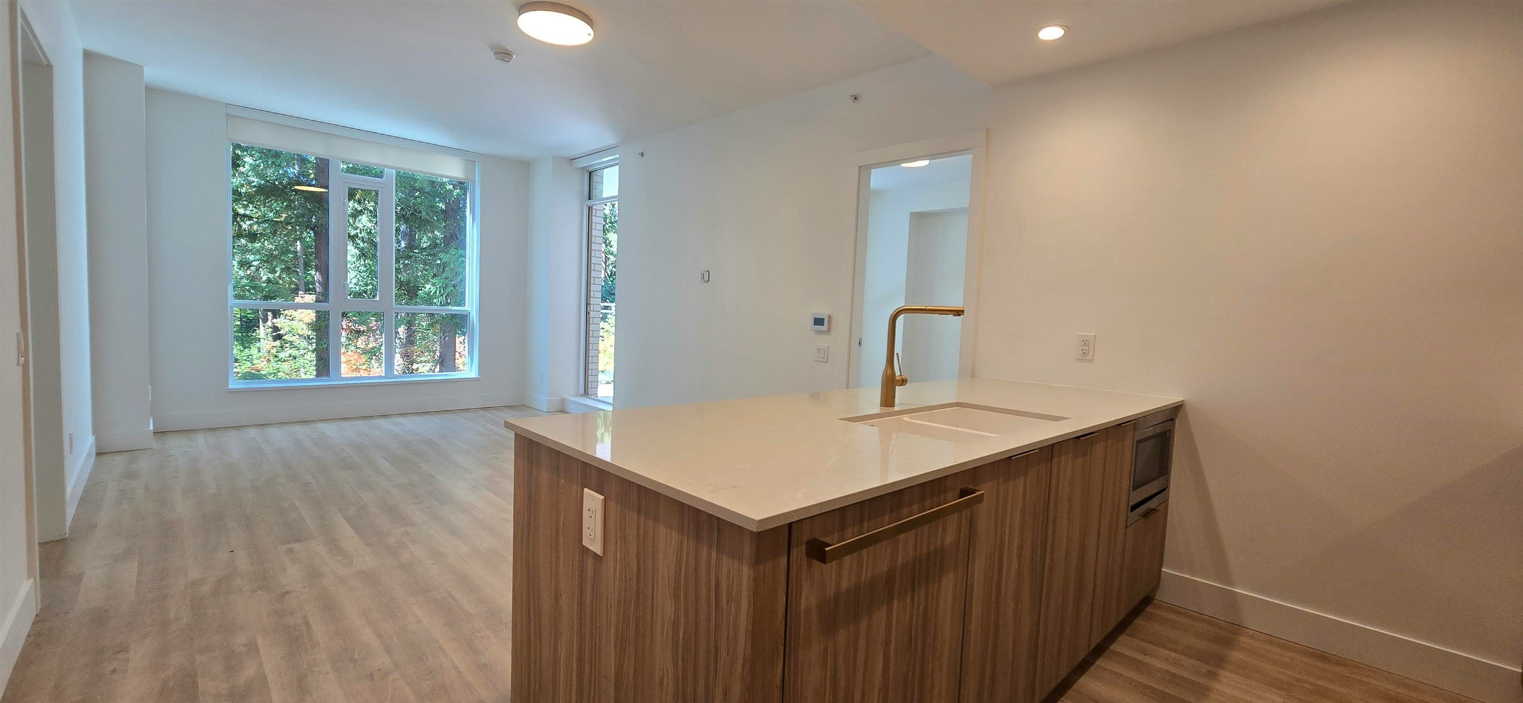 410-3225 Emery Court, North Vancouver, BC, V7J 0E8 - 7