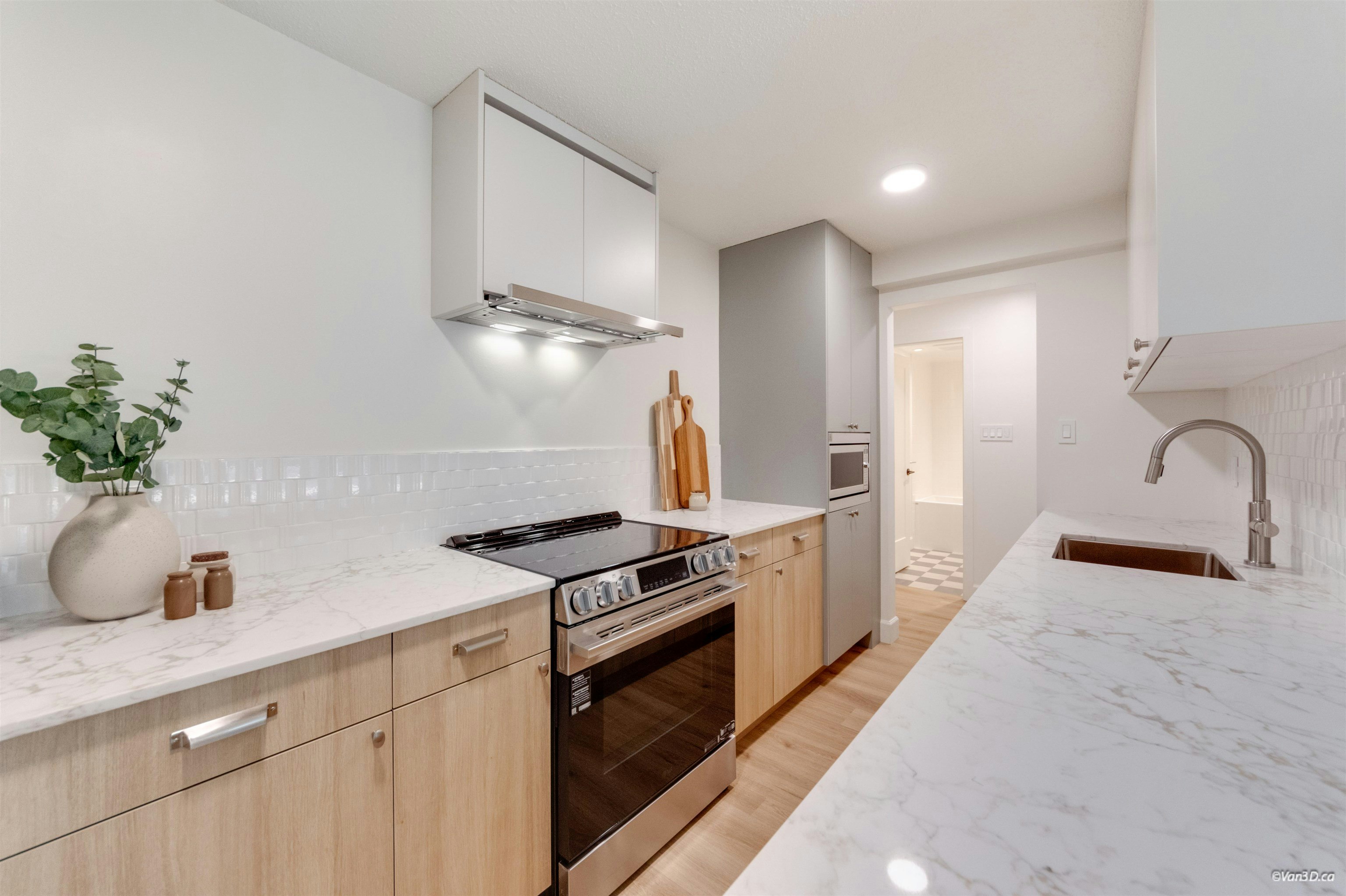 102-270 W 3rd Street, North Vancouver, BC, V7M 1G1 - 7