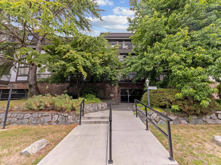 102-270 W 3rd Street, North Vancouver, BC, V7M 1G1 - 16